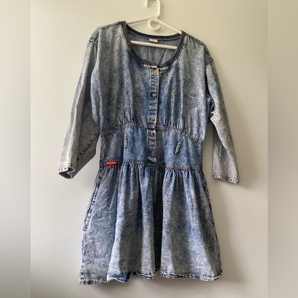 Stunning Vintage Western Hollywood Light Denim Midi Dress 80s 90s belted - Picture 6 of 9